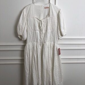 Ivy City Co White Textured Puff Sleeve Midi Dress